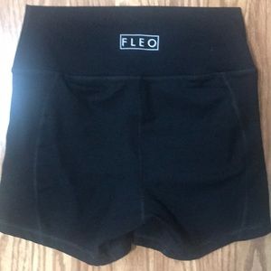 FLEO for Barbella True High Contour Shorts M